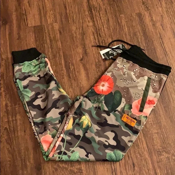 Reason Green Floral  Print Jogger Sweatpants Small NWT - Picture 1 of 9